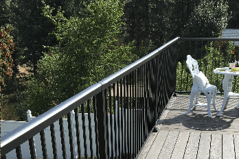 Fortress Traditional Aluminum Railing Al13Home with over-the-post application