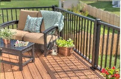 TREX Signature Railing