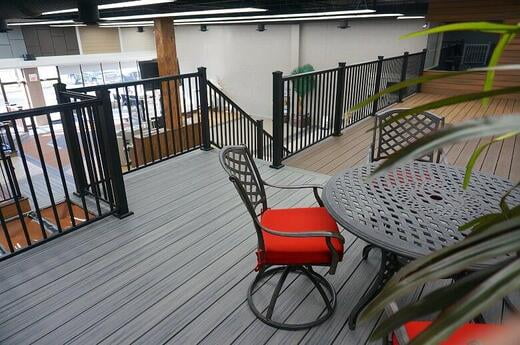 DeckMart-Composite-Decking-Showroom-Trex-Island-mist-display